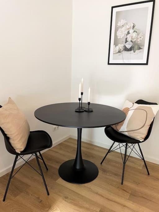 +Stadtruhe+ Niedliche Appartment Mit Garten 뤼네부르크 외부 사진